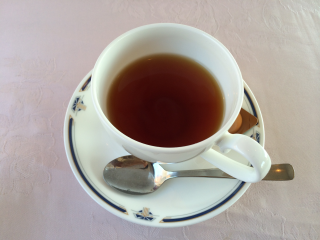 コーヒーか紅茶が選べます。今回は紅茶(ミルクティー)にしました コーヒーか紅茶が選べます。今回は紅茶(ミルクティー)にしました