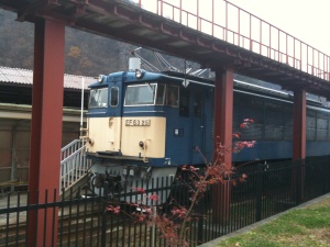 EF63 25号機。かつて峠越え機関車として活躍していました EF63 25号機。かつて峠越え機関車として活躍していました