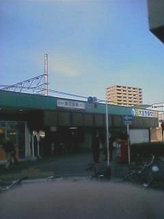 春日部駅西口(どちらかというと、東口よりこちらのほうがアニメの春我部駅に近い?)